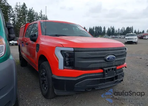 2022 Ford F-150 Lightning Pro z USA, uszkodzony, nr VIN 1FTVW1ELXNWG05337